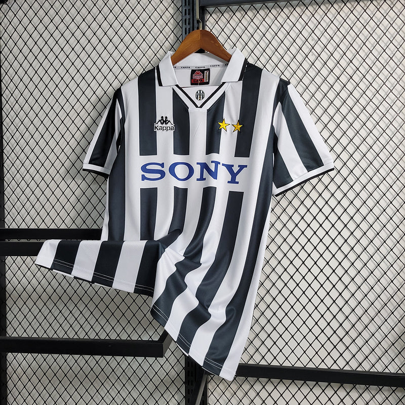 CAMISOLA RETRÔ DA JUVENTUS 95/97 BRANCO E PRETO