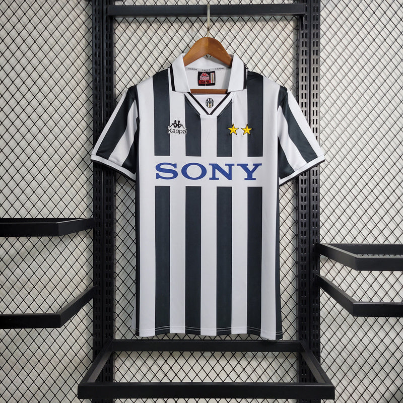 CAMISOLA RETRÔ DA JUVENTUS 95/97 BRANCO E PRETO